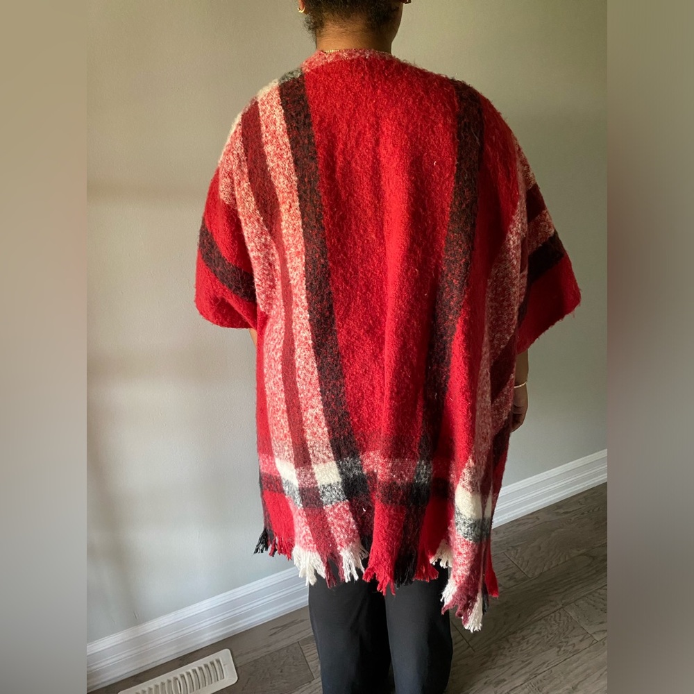 Nine West poncho OS - Picture 4 of 7